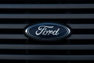 Ford Dan Tesla Berkompetisi Di Pasar Mobil Listrik