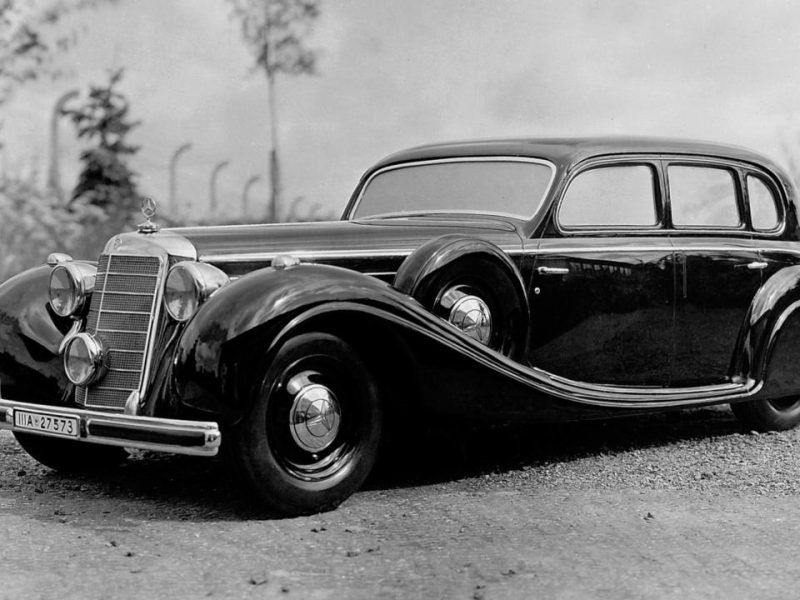 Transportasi Darat Mobil Yang Memiliki Banyak Kemajuan