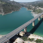 Jembatan Rp 582 Miliar Retak, Lalu Lintas Kembali Lumpuh