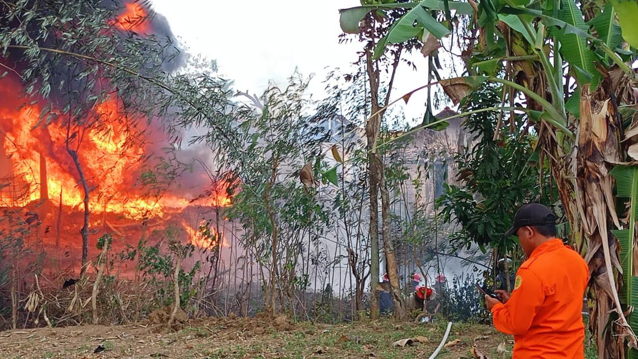 Blora Membara! Sumur Minyak Ilegal Picu Kebakaran Maut