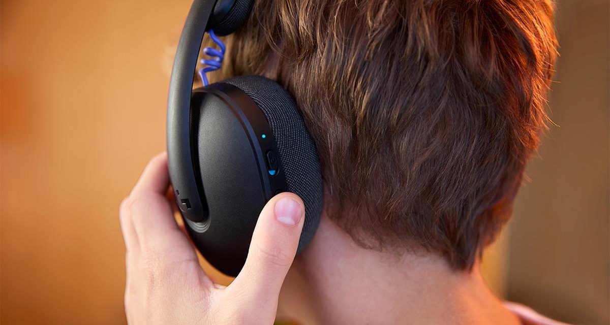 Logitech G325: Headset Wireless Yang Bikin Betah Push Rank