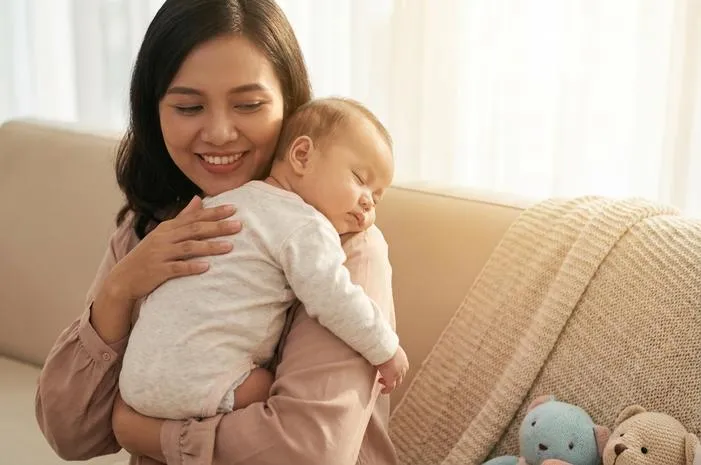 Sinyal ASI Cukup: Cek Berat Badannya