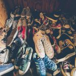 Sepatu Bau? Ini Cara Paling Ampuh Usir Aromanya!