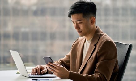 Tips Ahli: Cara Aman Minimalkan Risiko Saham