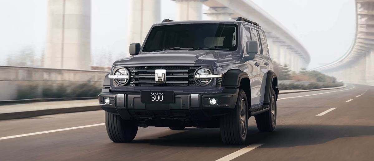 Duel SUV Gahar: GWM Tank 300 Vs Toyota Fortuner