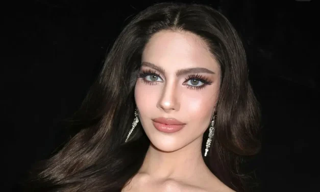 4 Look Ikonik Rachel Gupta Yang Curi Perhatian