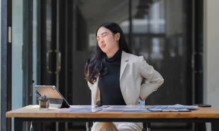 Bahaya Duduk Kelamaan Yang Sering Di Sepelekan!