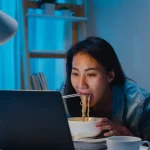 Bahaya Makan Larut Malam Bagi Kesehatan Tubuh